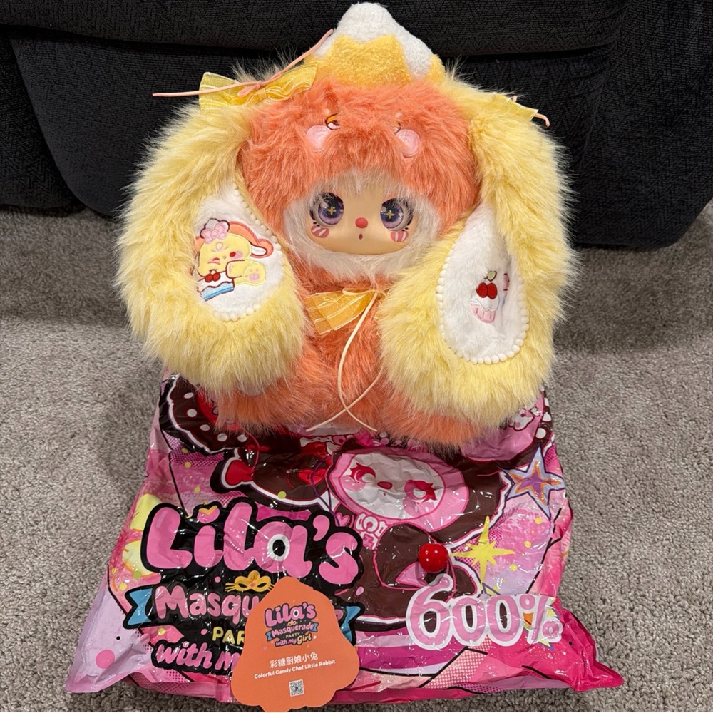 Lila’s Masquerade Party 600% Confirmed Colorful Candy Chef Little Rabbit -No Box